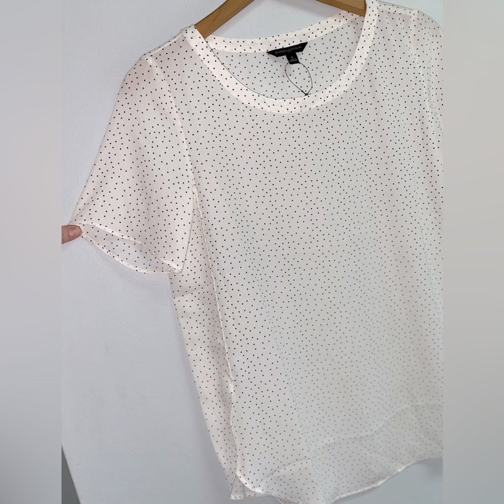NWOT BANANA REPUBLIC TOP - SMALL - Picture 4 of 7